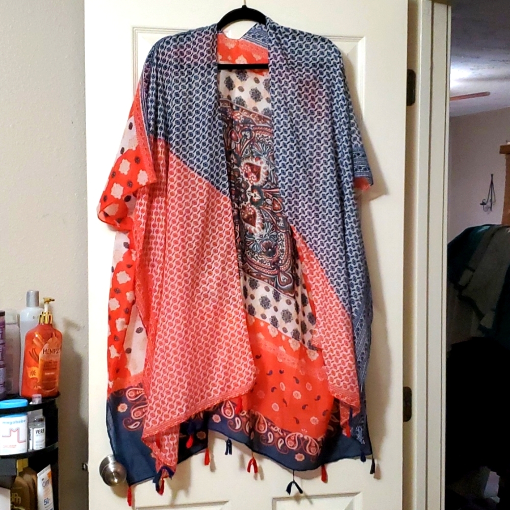 Flowy cover up